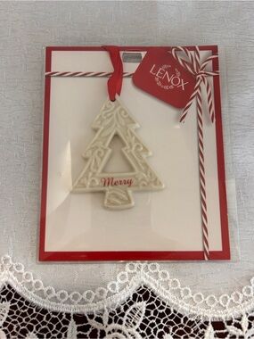 Lenox 2019 Merry Tree Charm Ornament Cream Porcelain